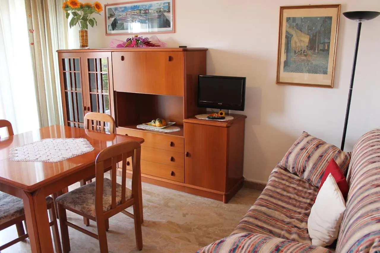 Apartment In Lazise/Gardasee 21949